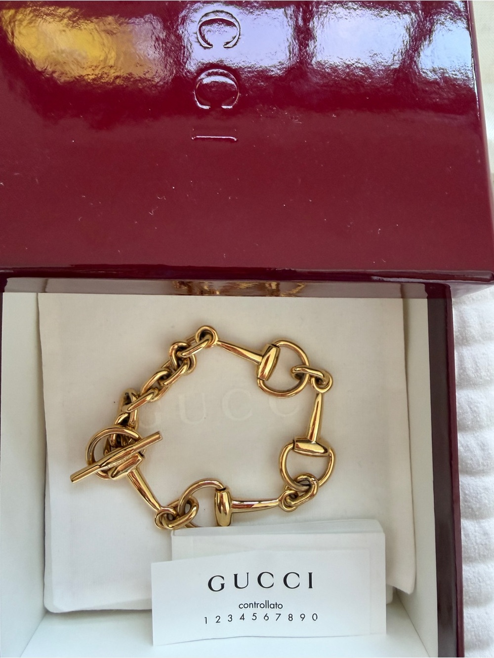 Gucci horsebit Gold Chain Link Toggle Bracelet - Women's Jewelry